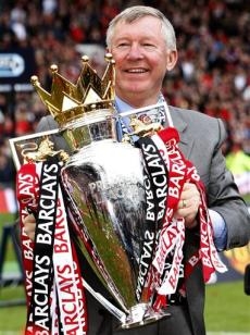2968277821-manchester-united-s-manager-sir-alex-ferguson-holds-the-english